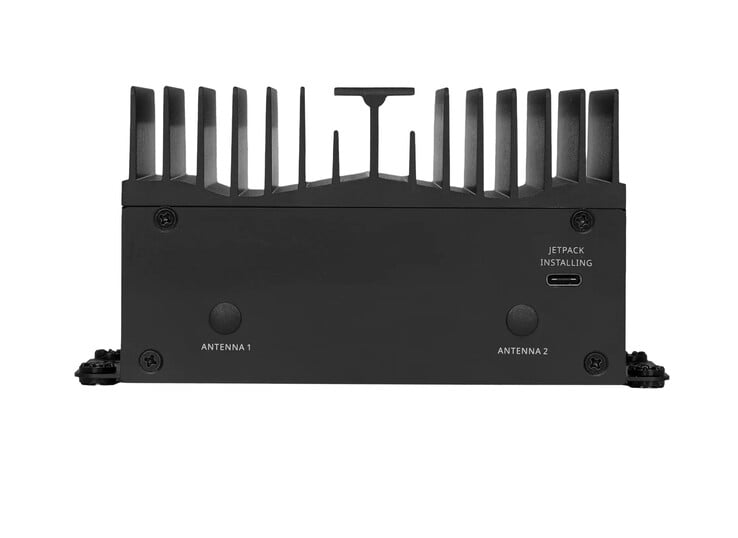 Передняя панель промышленного мини-ПК MSI MS-C9ZA