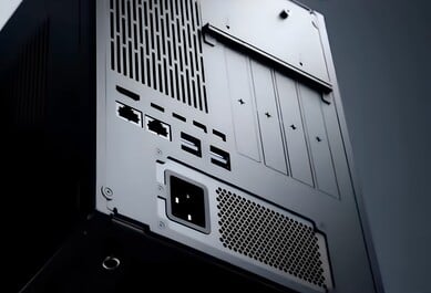 Задняя панель компактного рабочего ПК DeskOne A1.