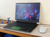 Обзор ноутбука Alienware x16 R2: Шаг в сторону от x16 R1