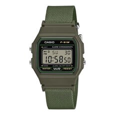 Цифровые часы Casio F-91WF-1A с корпусом оливково-зелёного цвета и ремешком из плетеной ткани в тон.