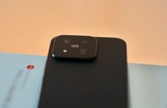 Смартфон Xiaomi 17 Max оснащён камерной системой Leica, что позволяет ему составить конкуренцию даже более дорогостоящим моделям.