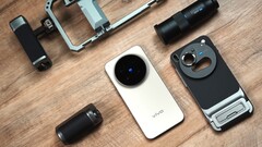 Импорт Vivo X300 Pro и более компактного флагмана Vivo X300 с камерой Zeiss: Некоторые розничные продавцы уже называют цены в евро на китайскую модель. (Источник изображения: Weibo)