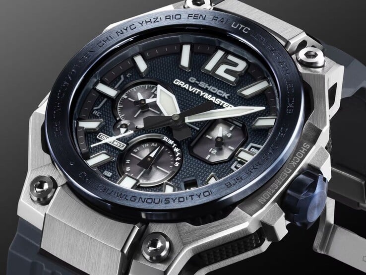 Часы Casio G-Shock Gravitymaster GWR-B3000 оснащены тремя дополнительными циферблатами