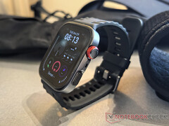 Huawei Watch Fit 4 Pro стоит 279 евро в ЕС. На фото: смарт-часы в черном цвете. (Источник изображения: Notebookcheck)