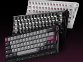 Игровая клавиатура Iqunix EV63 с эффектом Холла в черном, черном с прозрачными клавишами и белом с прозрачными клавишами.