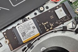 Скорость заводского SSD достаточно для обычных задач