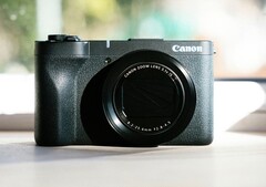 Компания Canon наконец-то собирается разработать новую флагманскую компактную камеру.