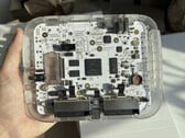 Прозрачный прототип FPGA-консоли SuperStation One Lite за $200 с видимой внутренней печатной платой