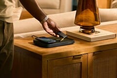 Модель Twelve South Valet доступна в различных цветах