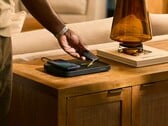 Модель Twelve South Valet доступна в различных цветах