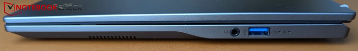 Справа: Аудиоразъем, USB-A USB 3.2 Gen 1