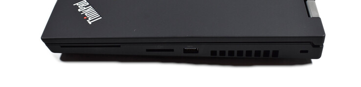 Правая сторонаt: считыватель Smart Card, катридер, USB-A 3.0, слот замка Kensington