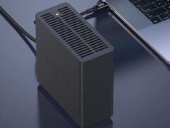 D4 - это, по сути, корпус для четырех SSD (Источник изображения: TerraMaster)