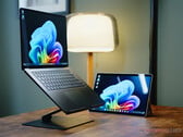 Surface Laptop 7 и Surface Pro 11 от Microsoft, изображенные здесь, будут выпускаться с процессорами Snapdragon X до конца этого года.