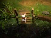 Квилл отдыхает на деревянном мосту в игре Moss: The Forgotten Relic.