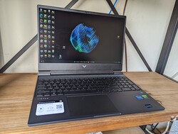 HP Victus 15