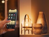 Новые "умные" лампочки Philips Hue (на фото) появились на Amazon. (Источник изображения: Philips Hue)