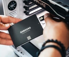 Один моддер превращает SSD-накопители несколько старших моделей в игровые картриджи.