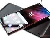 Galaxy S22 Ultra - первый представитель серии со встроенным S Pen (Изображение: NotebookCheck)