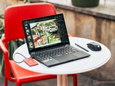 Обзор ноутбука Asus ROG Flow X13 GV302XV (2023): Изящный игровой трансформер с мощным AMD Ryzen 9 7940HS и 60-Вт Nvidia RTX 4060