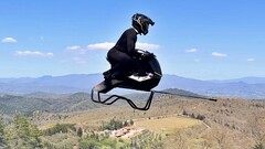 Airbike может развивать скорость до 102 километров в час.  (Источник изображения: Скриншот видеоролика испытаний Volonaut)