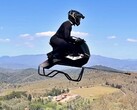 Airbike может развивать скорость до 102 километров в час.  (Источник изображения: Скриншот видеоролика испытаний Volonaut)