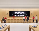 теперь ремонт iPad будет осуществляться непосредственно в магазинах Apple. (Источник изображения: Apple)