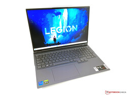 На обзоре: Lenovo Legion 5 Pro 16 G7. Тестовый образец предоставлен Campuspoint