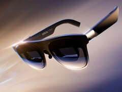 AR-очки Xreal 1 Pro+ обеспечивают HDR-изображение с яркостью 1 200 нит при подключении к ноутбукам, телефонам и игровым консолям.