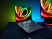 Razer Blade 14 2025 года выпуска - лучший соперник, несмотря на свой маленький и тонкий форм-фактор (Источник изображения: Razer)