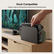 Belkin Charging Grip не нужно снимать, если Вы решили поставить Switch 2 в док.