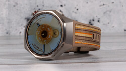 Huawei Watch GT 6 Pro (Изображение: Daniel Schmidt)