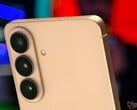Согласно сообщению из Кореи, компания Samsung подтвердила, что модель Galaxy S27 Ultra будет оснащена исключительно тройной камерой.
