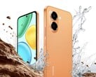 Модель Honor X7e в оранжевом цвете заката