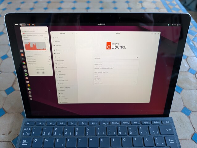 Подойдет любой дистрибутив Linux, но Gnome делает все гораздо более удобным для сенсорного управления (Источник изображения: Notebookcheck)