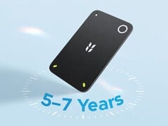 Новая модель Ugreen FineTrack Slim Duo2 (на фото) поддерживает как Apple Find My, так и Google Find Hub