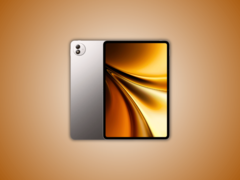 На снимке: флагманский планшет компании — iQOO Pad 6 Pro.
