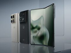 Razr Fold выпускается в цветах Blackened Blue и Lily White, сертифицированных Pantone. (Источник изображения: Motorola)