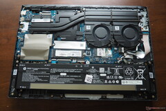 Место для расширения: Внутри Victus 15. (Источник изображения: Notebookcheck)