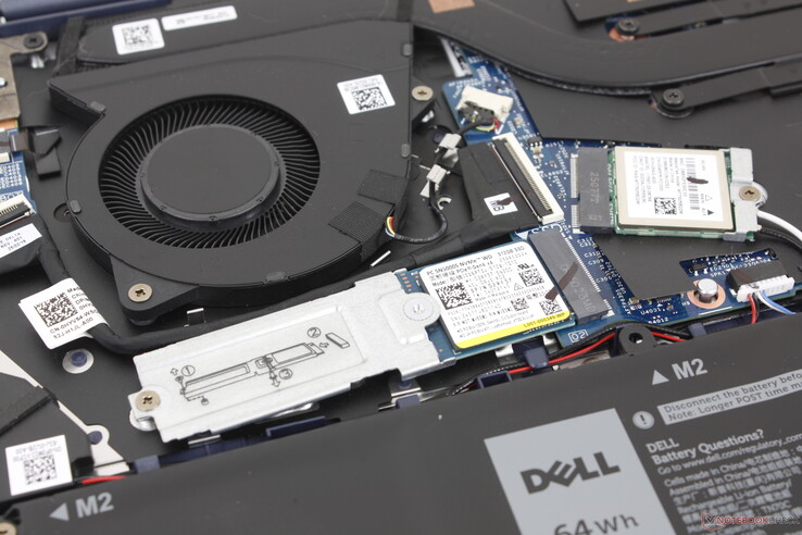 Поддерживает только один SSD M.2 2280