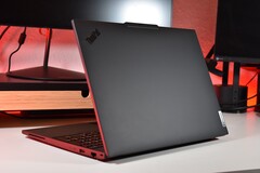 Lenovo ThinkPad P16s Gen 4 AMD (источник изображения: Benjamin Herzig)