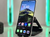 Обзор OnePlus 13. (Источник изображения: Маркус Хербрих)