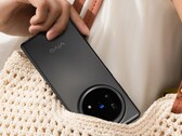 По слухам, Vivo X Fold5 будет оснащен процессором Snapdragon 8 Gen 3. (Источник изображения: Vivo)
