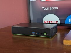 NucBox K13 весит чуть более 500 г в комплекте с накопителем и оперативной памятью