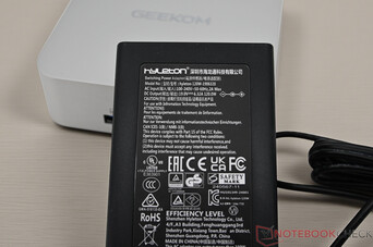 Блок питания (19 В; 6,32 A)