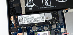 512-ГБ NVMe SSD