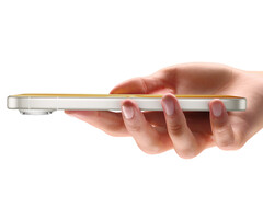 Vivo X300 FE - это, по сути, переделанный S50 Pro mini. На фото: промо-картинка, демонстрирующая толщину телефона.