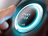 Кнопка старт-стоп двигателя Toyota. (Источник изображения: Toyota)