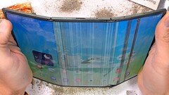 Samsung Galaxy Z TriFold имеет множество слабых мест, согласно новому тесту на прочность (Источник изображения: JerryRigEverything)