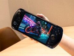 GPD предлагает Win 5 в единственном варианте черного цвета. (Источник изображения: GPD)